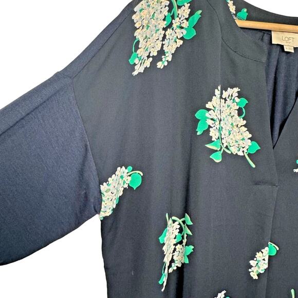 LOFT Outlet Navy Floral Long Sleeve Blouse – Size XL - Picture 2 of 4